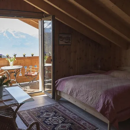 Bnb Les Choucas Guest house
